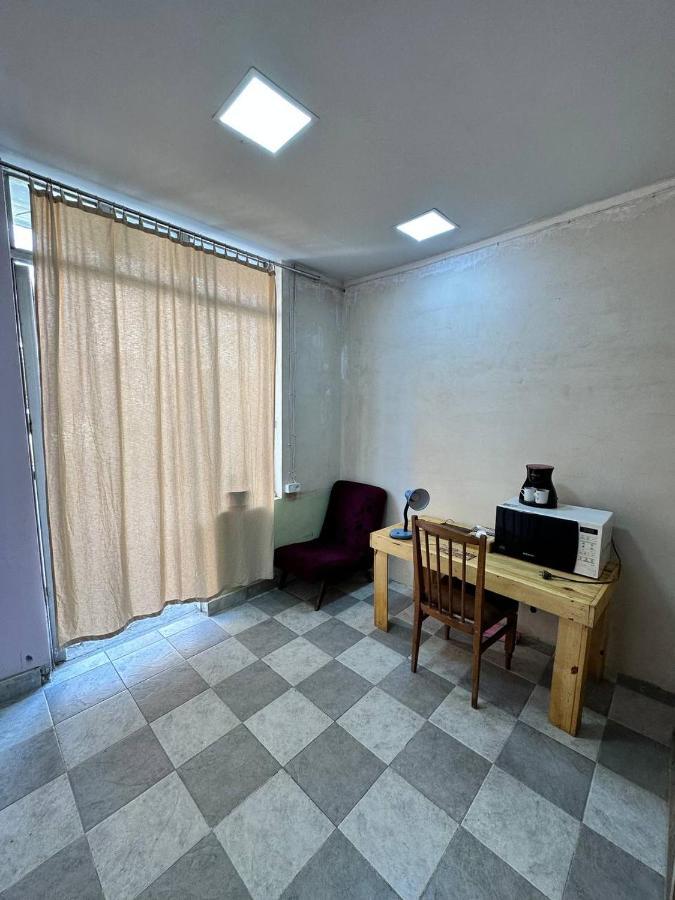 Vahe'S Family Guests House Appartement Jerevan Buitenkant foto