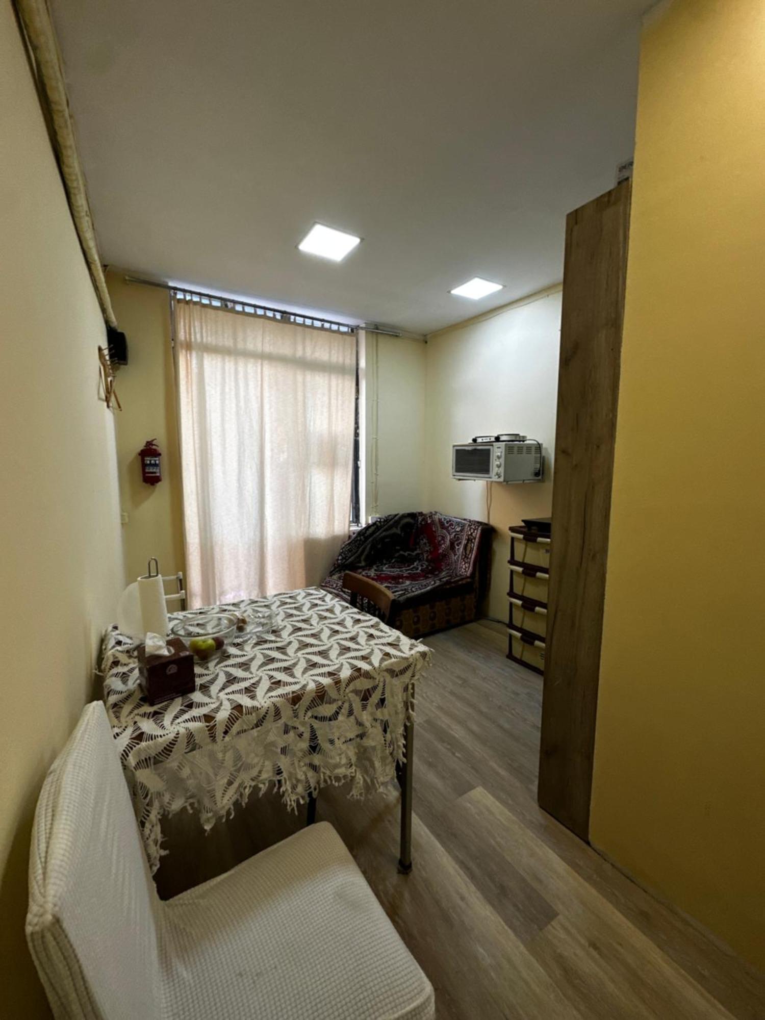 Vahe'S Family Guests House Appartement Jerevan Buitenkant foto
